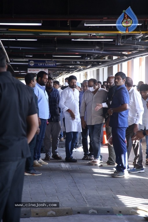 Celebs Pay Condolences to Superstar Krishna  - 74 / 97 photos