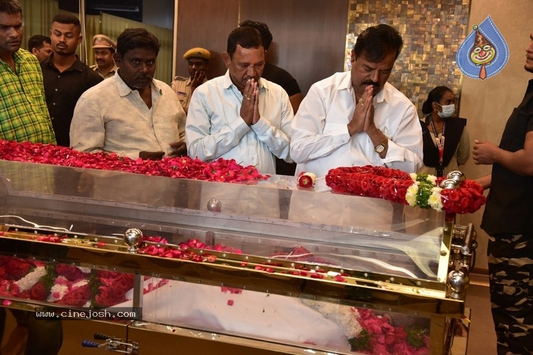 Celebs Pay Condolences to Superstar Krishna  - 85 / 97 photos
