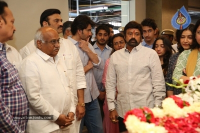 Celebs Pay Condolences to Superstar Krishna  - 37 of 97