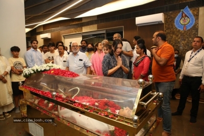 Celebs Pay Condolences to Superstar Krishna  - 31 of 97