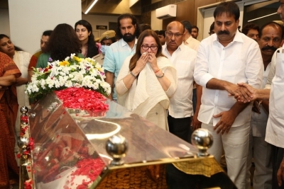 Superstar Krishna final rites - 21 of 63