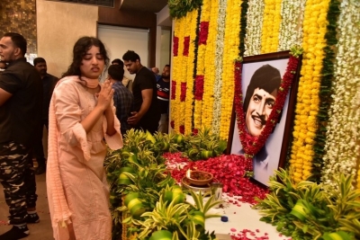 Superstar Krishna final rites - 31 of 63