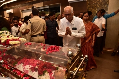 Superstar Krishna final rites - 47 of 63