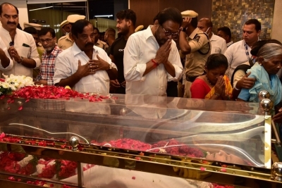 Superstar Krishna final rites - 49 of 63