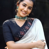 Anupama Parameswaran Photos