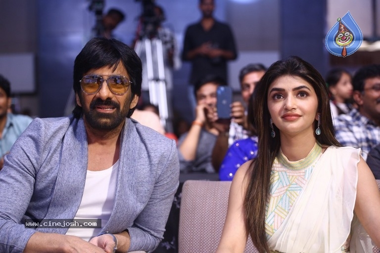 Dhamaka Pre Release Event Photos - 47 / 52 photos