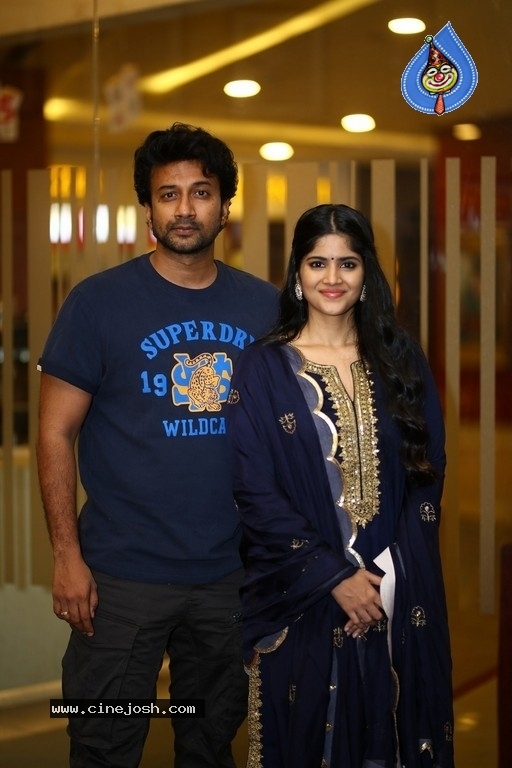 Gurthunda Seethakalam Pre Release Event - 16 / 17 photos