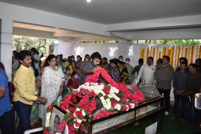 Celebrities condolences Kaikala Satyanarayana - 20 of 38
