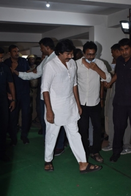 Celebrities condolences Kaikala Satyanarayana - 25 of 38