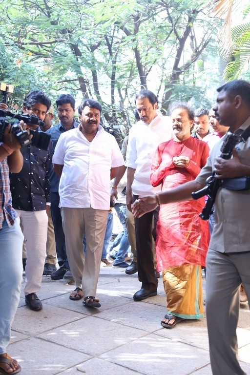 Chalapathi Rao Condolences Photos - 18 / 36 photos