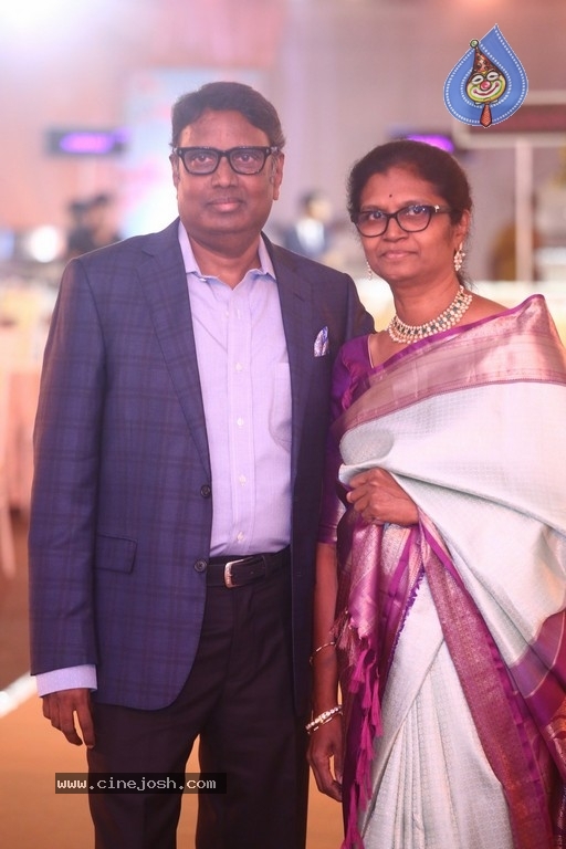 Neelima Guna & Ravi Prakhya Wedding Reception - 13 / 29 photos
