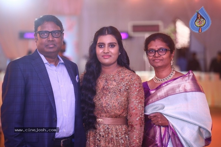 Neelima Guna & Ravi Prakhya Wedding Reception - 25 / 29 photos