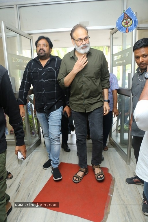 Pawan Kalyan The Real Yogi Book launch - 10 / 21 photos