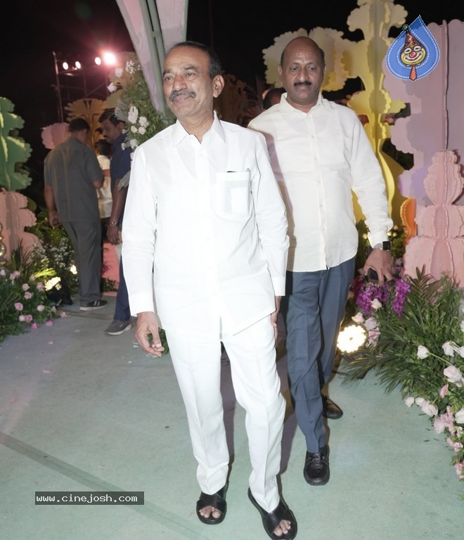 Vishwajith and Rishika Wedding Reception - 1 / 24 photos