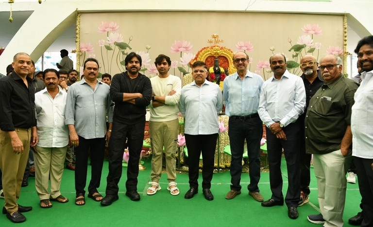 Pawan Kalyan-Sujeeth Movie Opening - Photo 12 of 12