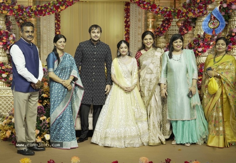 Vishwajith and Rishika Wedding Reception - 15 / 20 photos