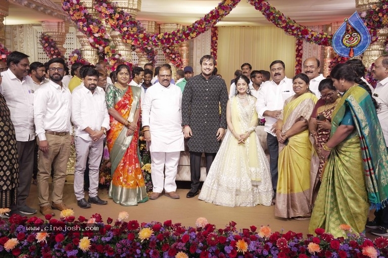 Vishwajith and Rishika Wedding Reception - 16 / 20 photos