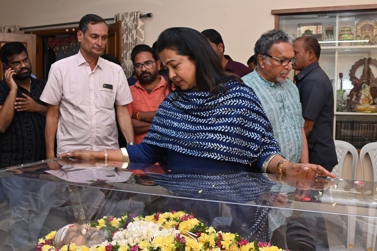 Celebs Pay Condolences to K.Viswanath - 13 / 55 photos