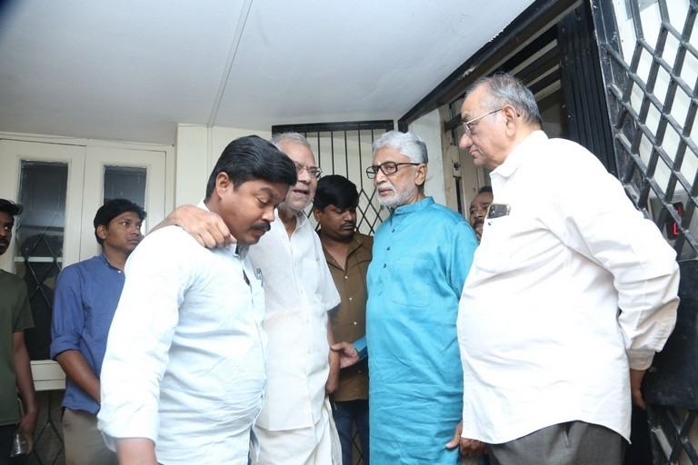 Celebs Pay Condolences to K.Viswanath - 16 / 55 photos