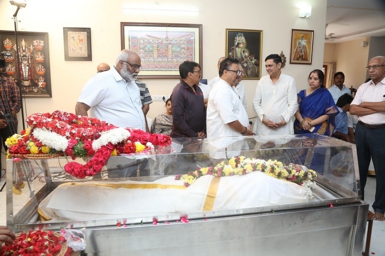 Celebs Pay Condolences to K.Viswanath - 28 / 55 photos