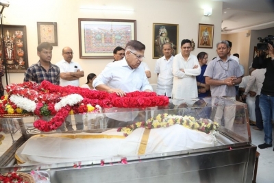 Celebs Pay Condolences to K.Viswanath - 22 of 55