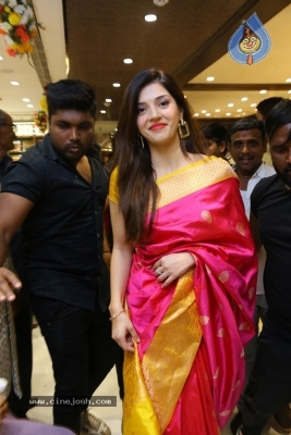 Mehreen launches Chandana Brothers Mall - 38 of 42