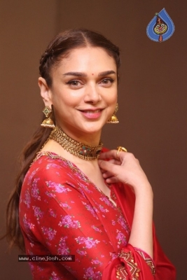 Aditi Rao Hydari Photos - 13 of 21