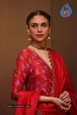 Aditi Rao Hydari Photos - 15 of 21