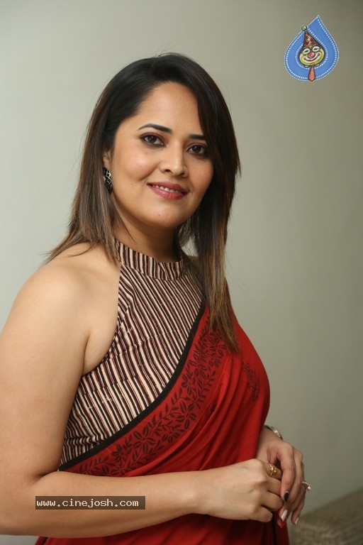 Anasuya Bharadwaj Photos - 4 / 14 photos