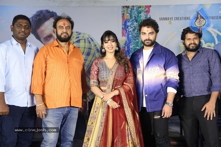 Das Ka Dhamki Movie Press Meet - 9 / 18 photos