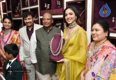 Ritu Varma Launches Emmadi Jewellery - 8 of 18