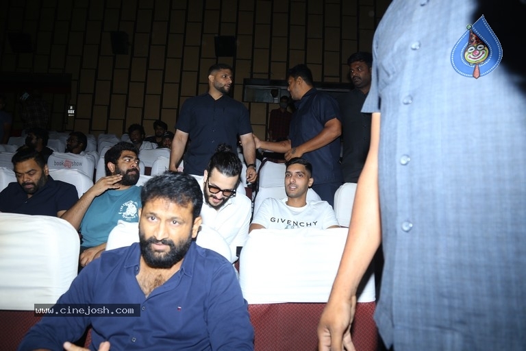 Akhil Watching Agent  - 17 / 18 photos