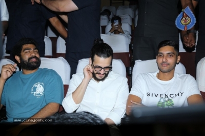 Akhil Watching Agent  - 14 of 18