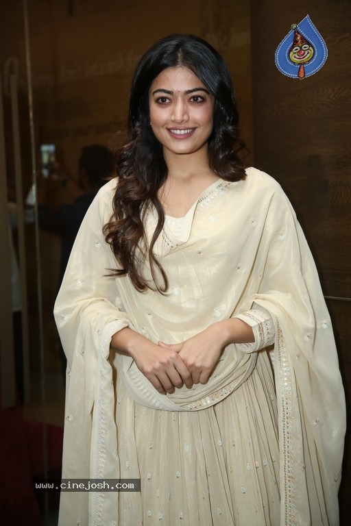 Rashmika Mandanna Photos - 11 / 21 photos