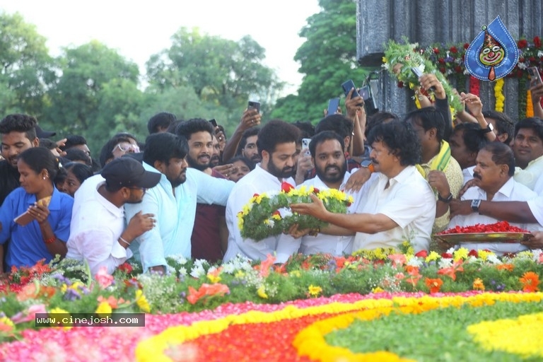 Jr Ntr, Balakrishna visited NTR Ghat - 8 / 63 photos