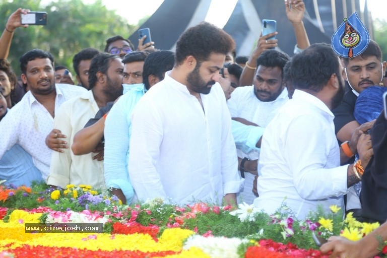 Jr Ntr, Balakrishna visited NTR Ghat - 18 / 63 photos
