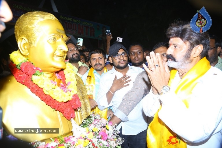 Jr Ntr, Balakrishna visited NTR Ghat - 47 / 63 photos