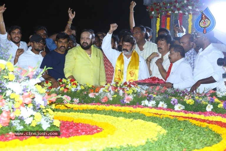 Jr Ntr, Balakrishna visited NTR Ghat - 60 / 63 photos