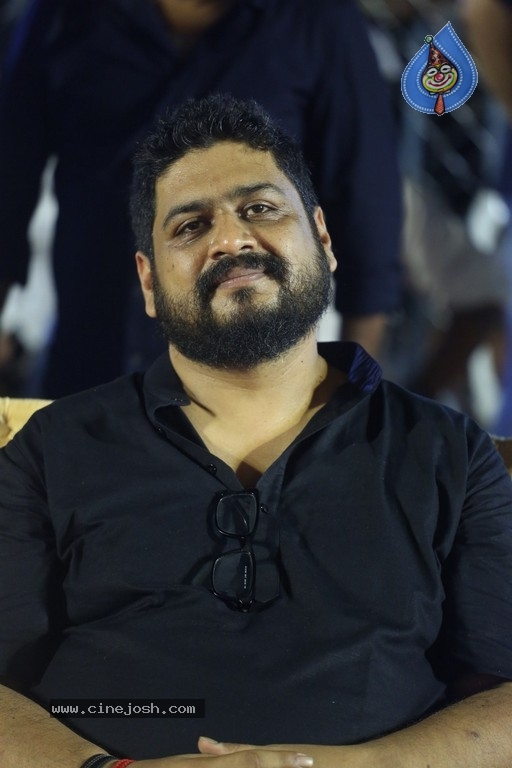Adipurush Pre Release Event - 15 / 81 photos