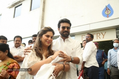 Mega Princess with Charan-Upasana - 1 of 30