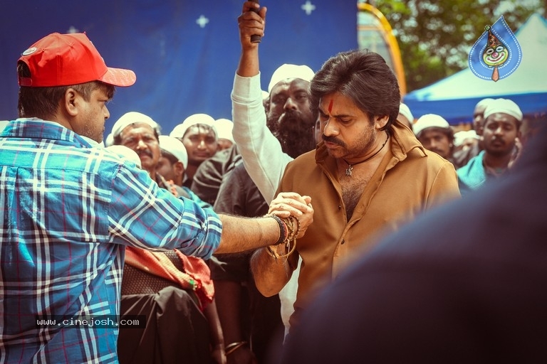 Ustad Bhagat Singh Working Stills - 2 / 4 photos