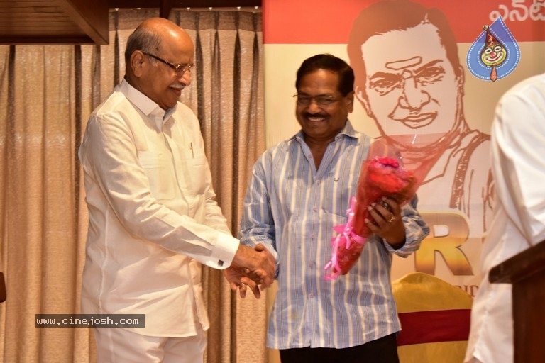 NTR Book Samaalochana Press Meet - 49 / 53 photos