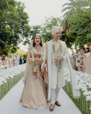 Parineeti-Raghav Wedding Photos - 3 of 7