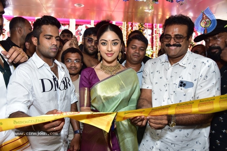 Anu Emmanuel CB Shopping Mall Opening - 30 / 34 photos