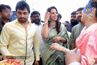 Goyaz Store Inaugurated by Meenakshi Chowdary - 9 of 21