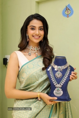 Goyaz Store Inaugurated by Meenakshi Chowdary - 19 of 21