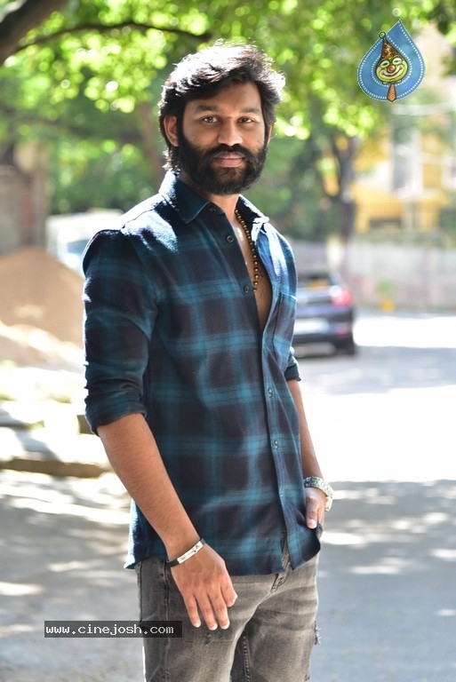 Tej Bommadevara Photos - 6 / 40 photos