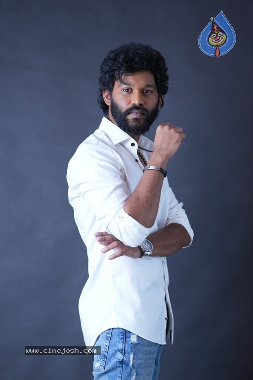 Tej Bommadevara Photos - 20 / 40 photos