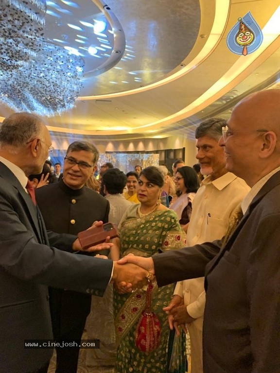 CBN Attends To Lawyer Luthra Son Marriage - 5 / 11 photos
