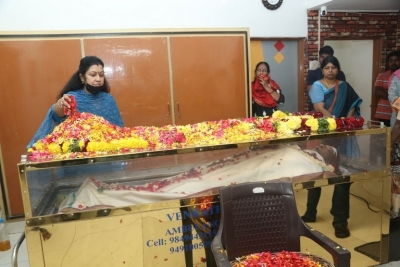 Celebs Pay homage to Chandra Mohan  - 20 of 24